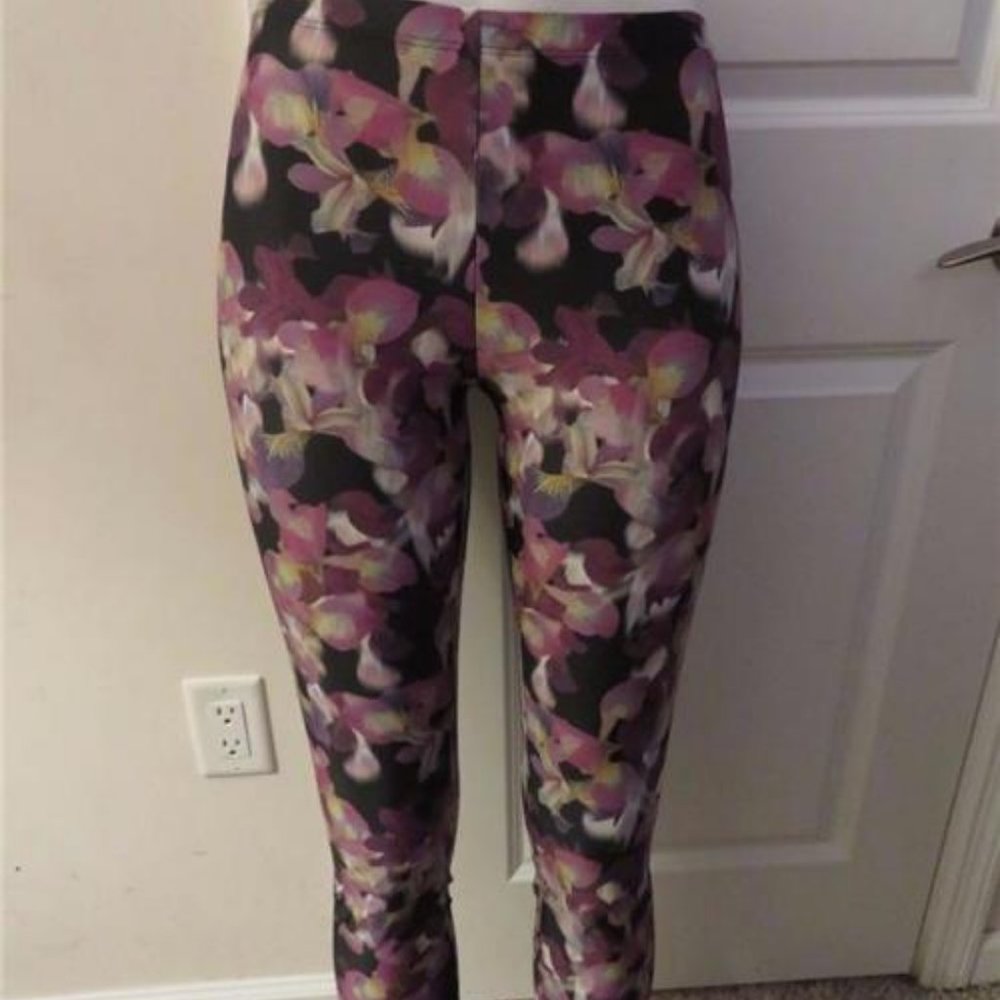 HOLLIE WATMAN MULTICOLOR   CAPRI LEGGINGS  s